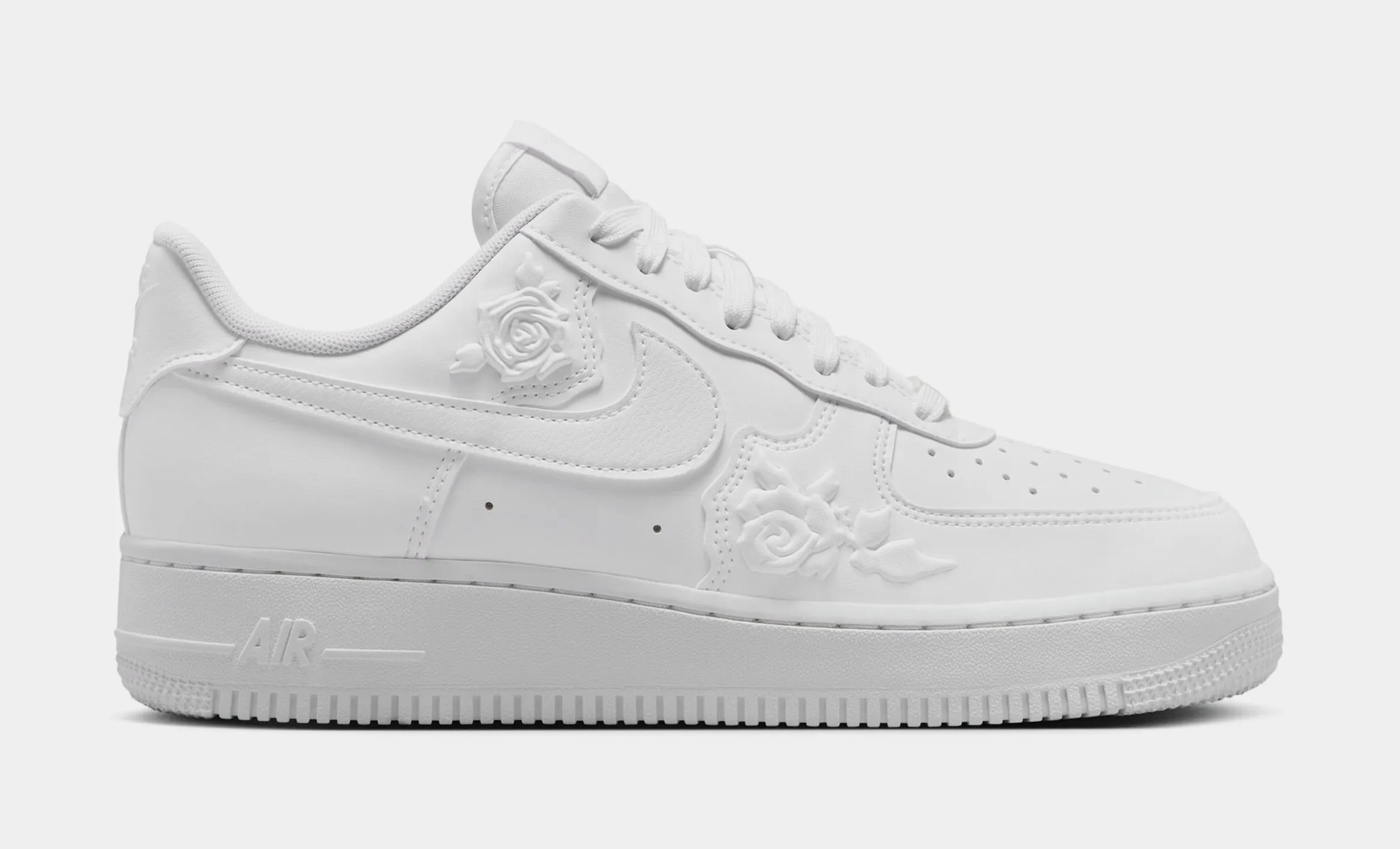 Air Force 1 '07 Low White Roses Womens Lifestyle Shoes (White)
