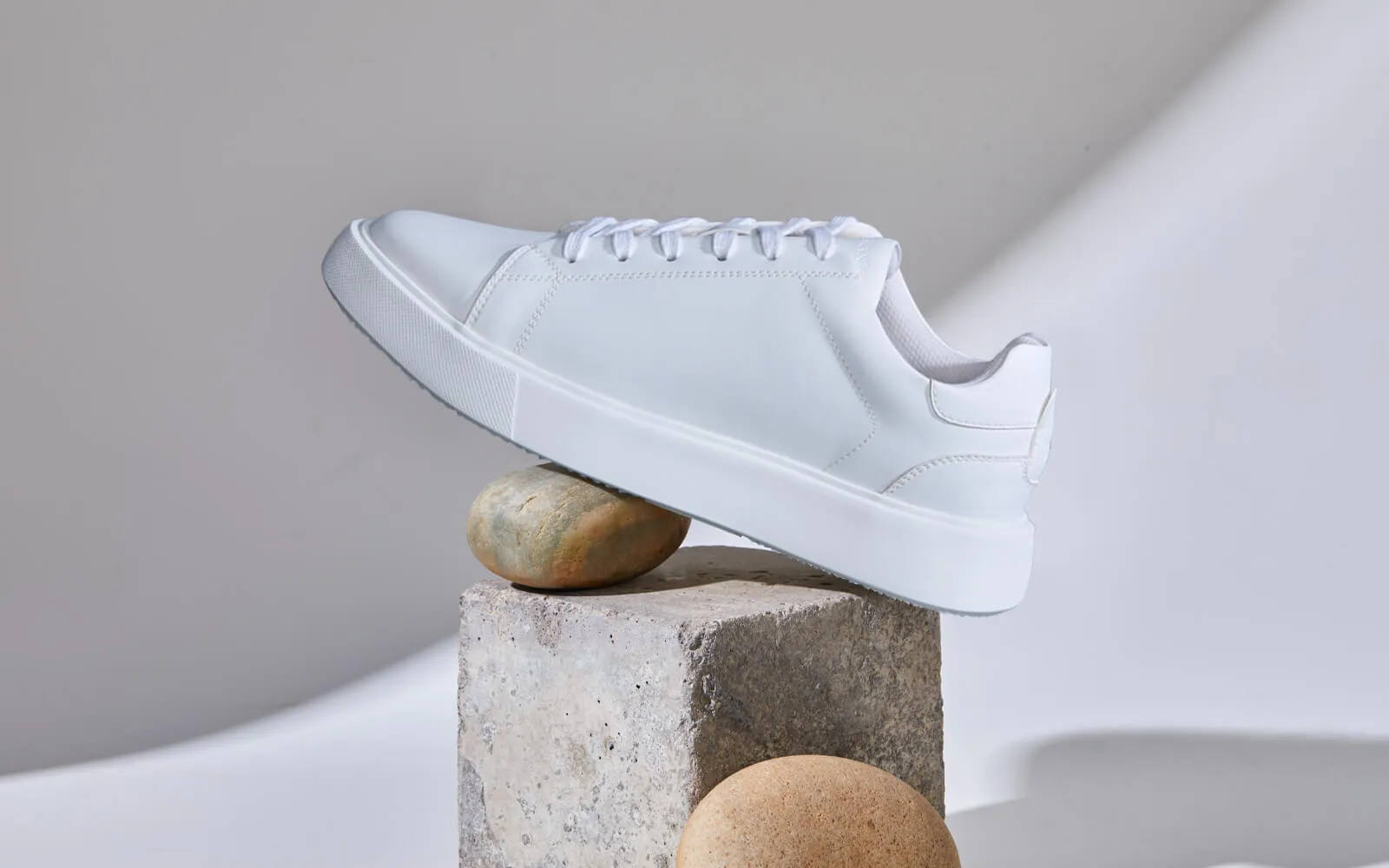 Classic Solids : White