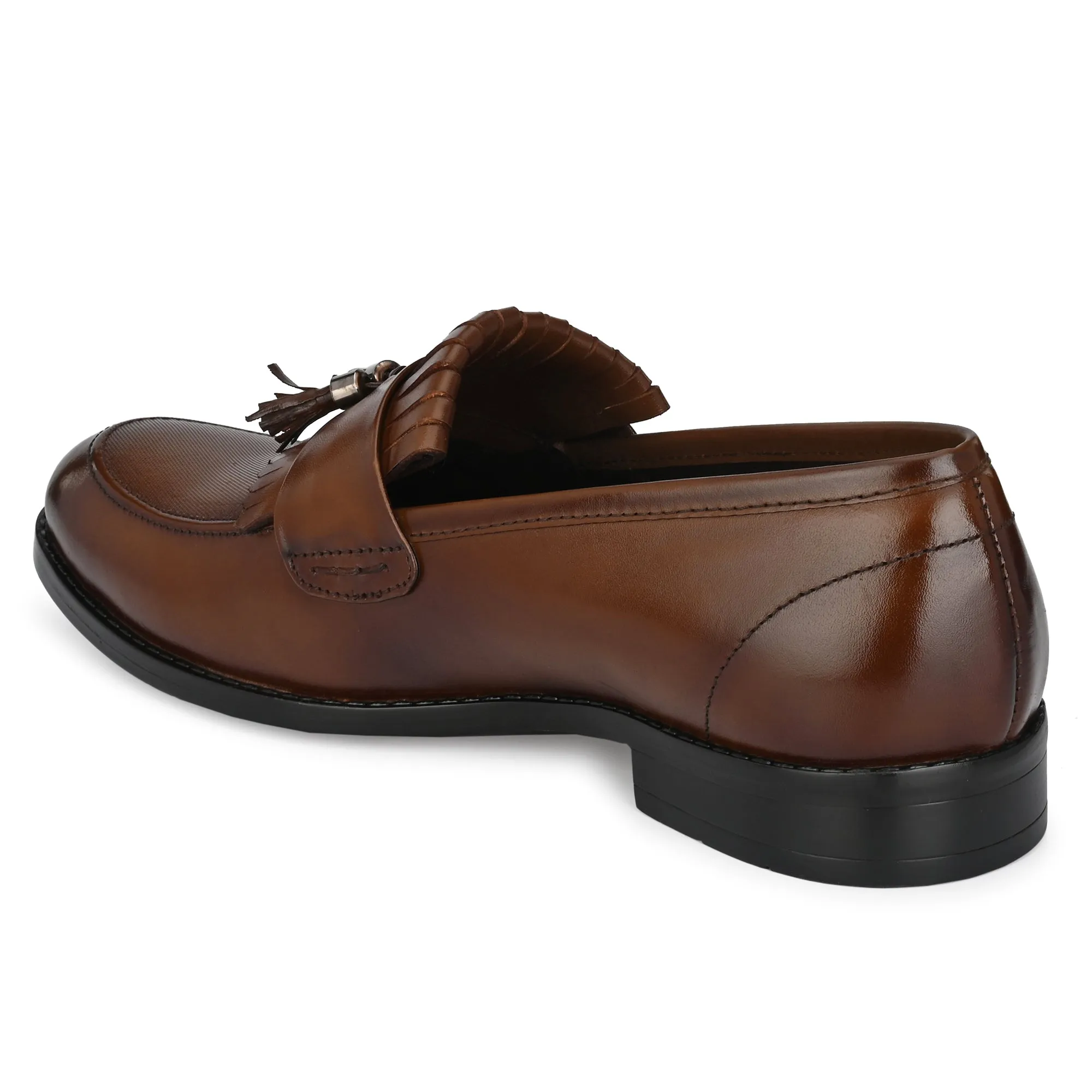 Tassled Formal Penny Loafers For Men with Textured Top
