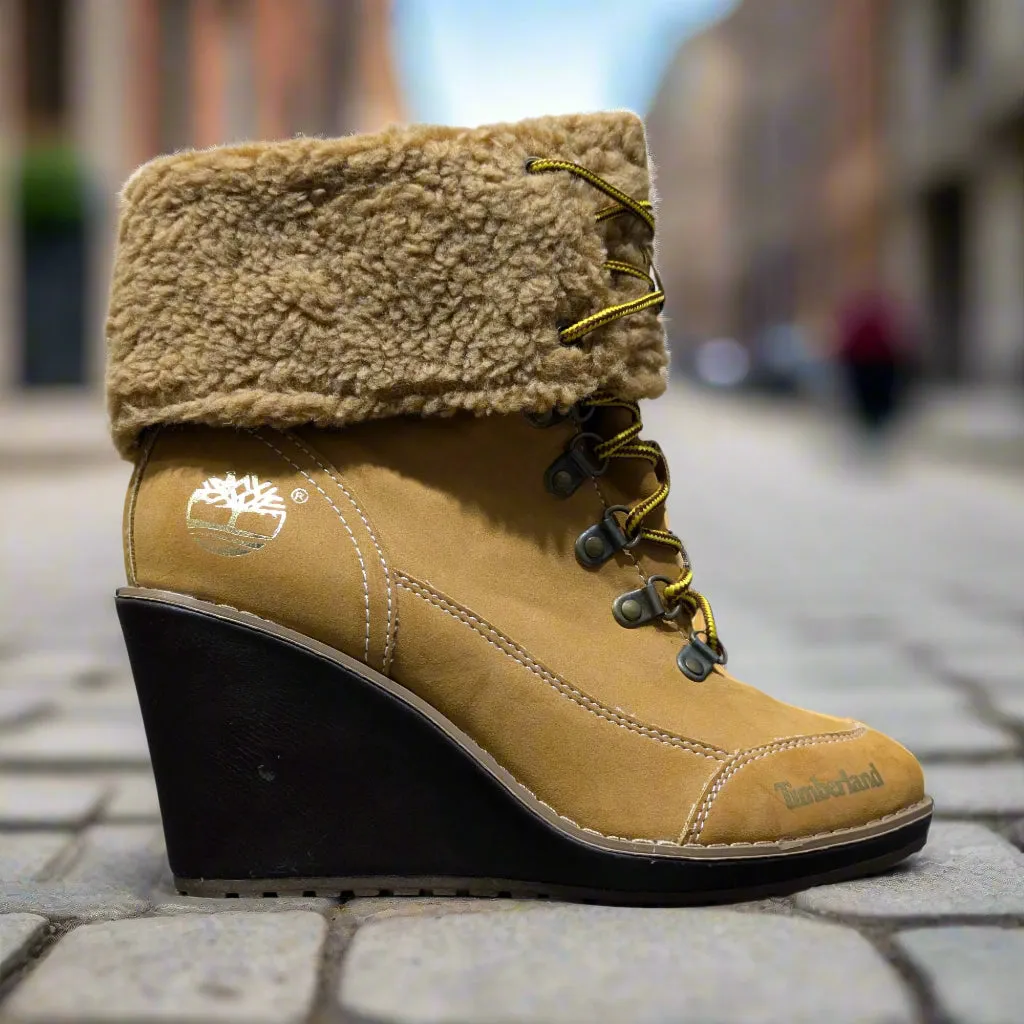 Timberland Camel Suede Snow Boots Size UK 4 / EU 37 / US 6